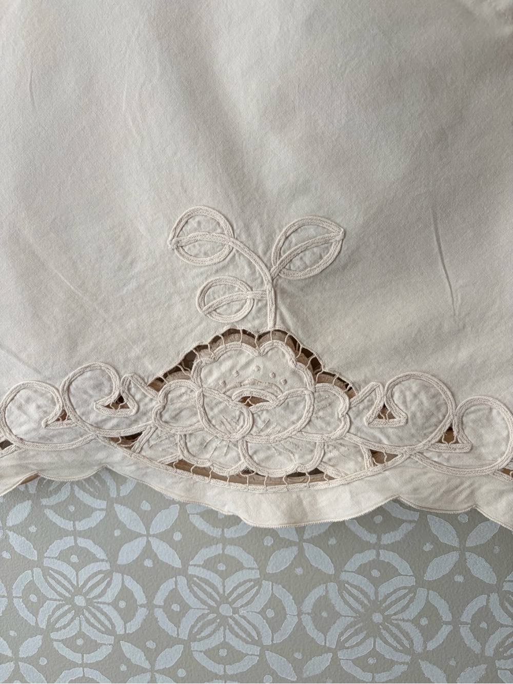 Womens Embroidered Sleeveless Crop Top - Cream - Picture 2 of 4